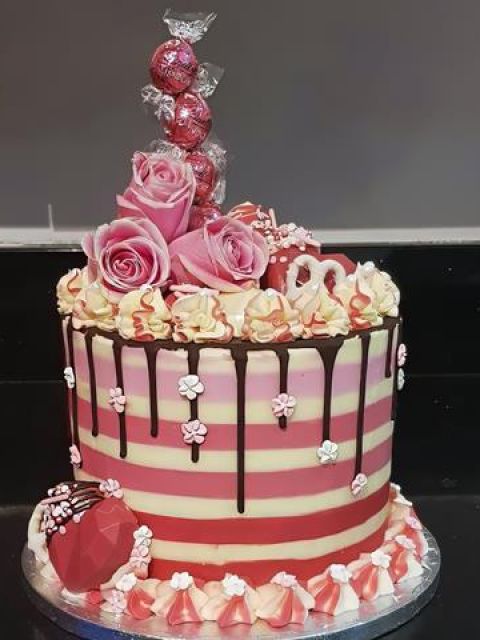 celeabration-cakes-2