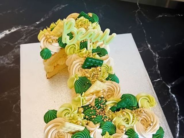 birthday-cakes-15-kireth-ai