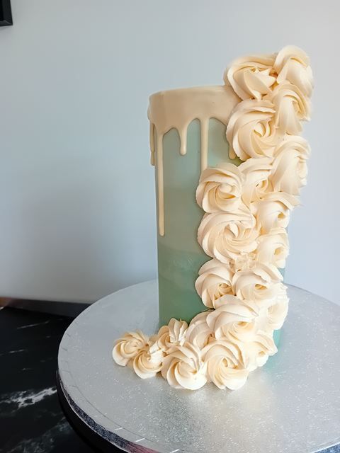 celebration-cakes-10-kireth-ai